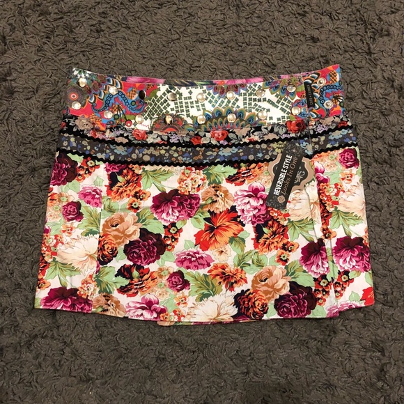 Coco + Carmen Dresses & Skirts - NEW Reversible Adjustable Mini Skirt
